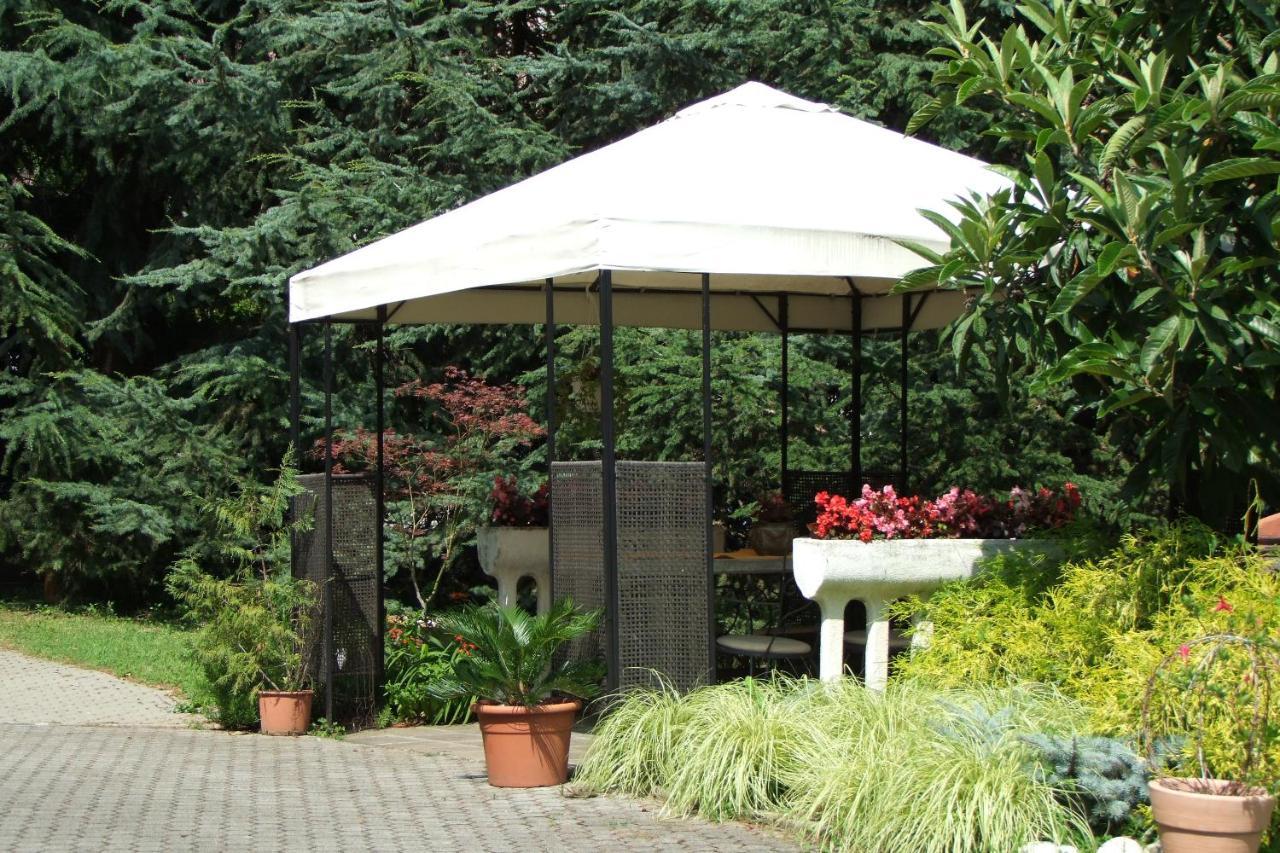 Monolocali In Casa Con Giardino Bellagio Exterior foto